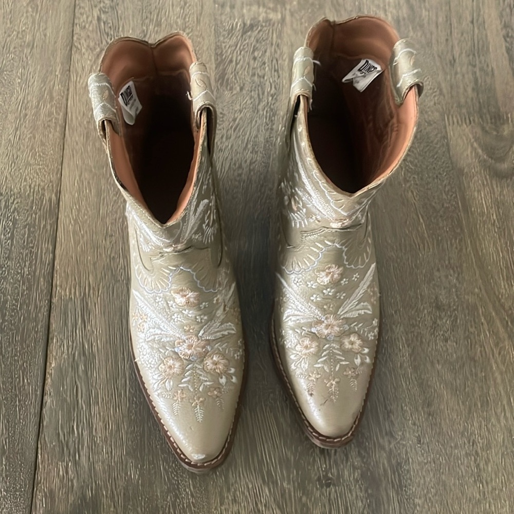 Dingo Boots